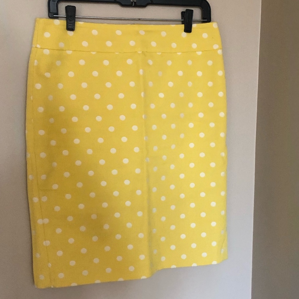 Ann Taylor pencil skirt, size 6